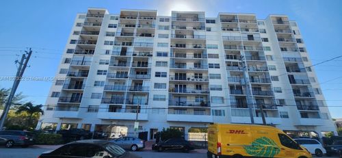 apt-403-7850 Byron Ave, Miami Beach, FL, 33141-2094 | Card Image