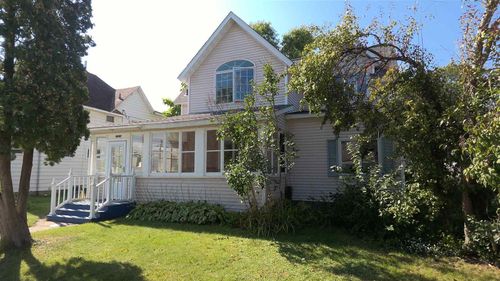 1007 Dewey Ave Ne, Bemidji, MN, 56601-3914 | Card Image