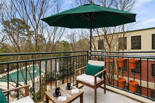1843 Liberty Ln, Roswell, GA, 30075-7904 | Card Image
