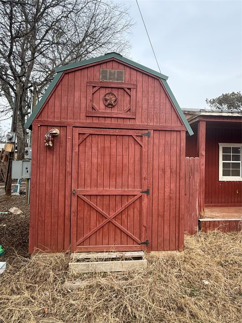 125 1st St, Whitney, TX, 76692-3034 | Card Image