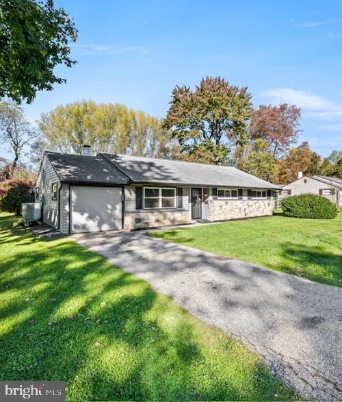 517 Winding Way, EXTON, PA, 19341-2438 | Card Image