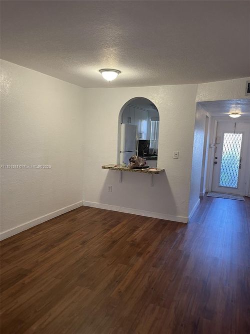 apt-103-8515 Sunrise Lakes Blvd, Sunrise, FL, 33322-1405 | Card Image