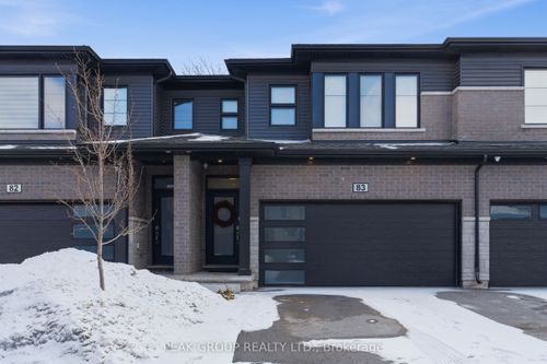 83-4552 Portage Rd, Niagara Falls, ON, L2E0B8 | Card Image