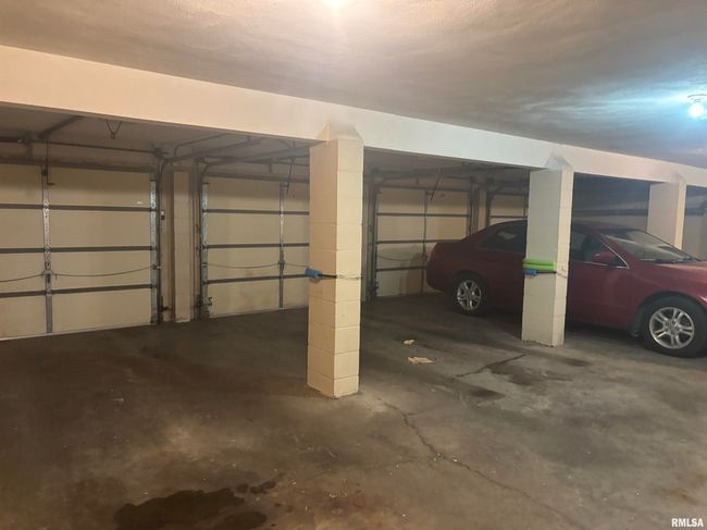 APT-28 - 920 17 Th St, Condo with 3 bedrooms, 2 bathrooms and null parking in Moline IL | Image 14