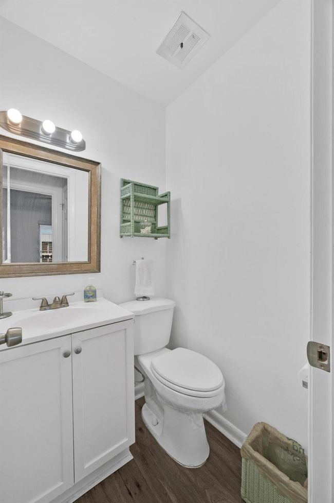 9 - 2929 Se Ocean Blvd, Condo with 2 bedrooms, 2 bathrooms and null parking in Stuart FL | Image 12