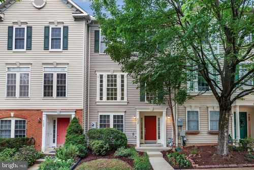 4327 Thomas Brigade Ln, FAIRFAX, VA, 22033-4280 | Card Image