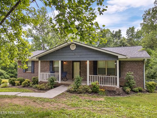 3342 Shagbark Rd, Powell, TN, 37849-2209 | Card Image