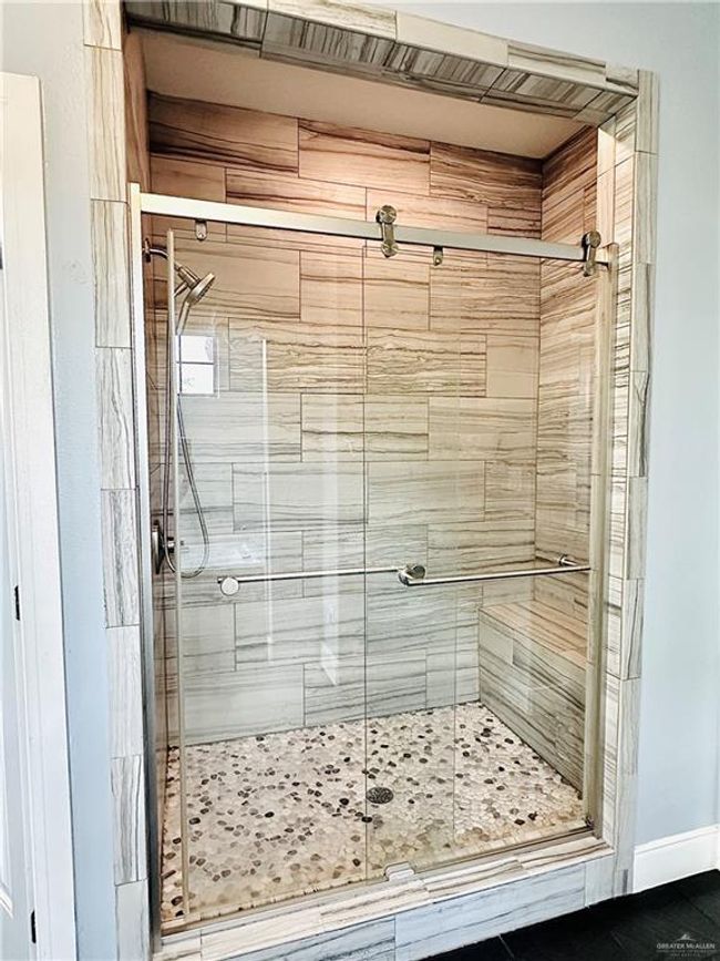 Full bath with a shower stall | Image 12