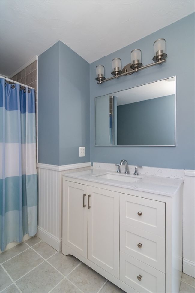 A - 372 Village St, House other with 4 bedrooms, 4 bathrooms and 8 parking in Medway MA | Image 20