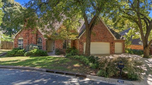 9021 S Maplewood Ave, Tulsa, OK, 74137-3040 | Card Image