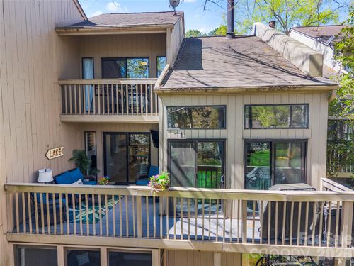 133 Pine Grove Cir, Clover, SC, 29710-8943 | Card Image