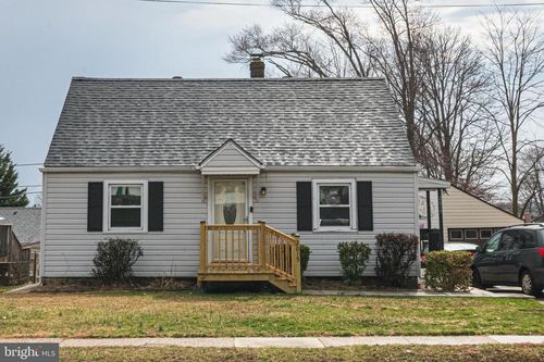 2015 Dutton Mill Rd, ASTON, PA, 19014-2835 | Card Image