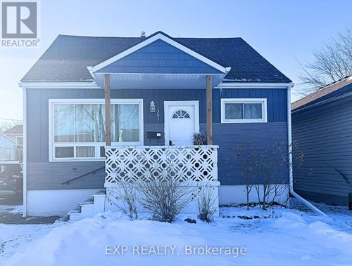 lower-381 Fleet St, Welland, ON, L3B4X4 | Card Image