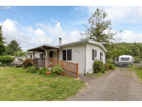 787 N River Bend Rd, Otis, OR, 97368-9349 | Card Image