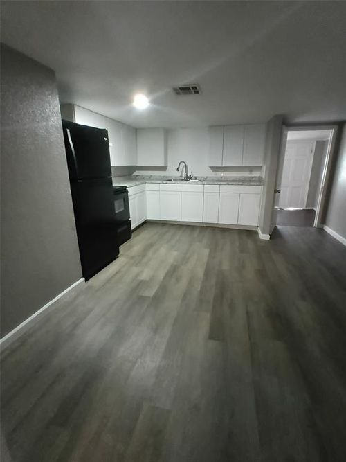 1712 Thompson Dr, Midwest City, OK, 73110-2541 | Card Image