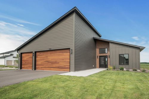 9930 14th Cir Ne, Saint Michael, MN, 55376-7569 | Card Image