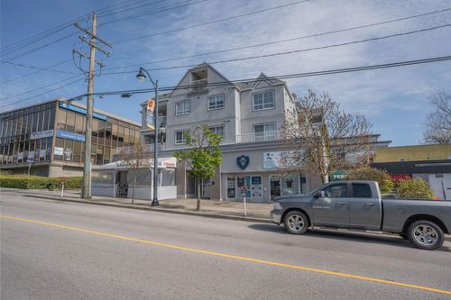 205-723 Twelfth St, New Westminster, BC, V3M4J8 | Card Image