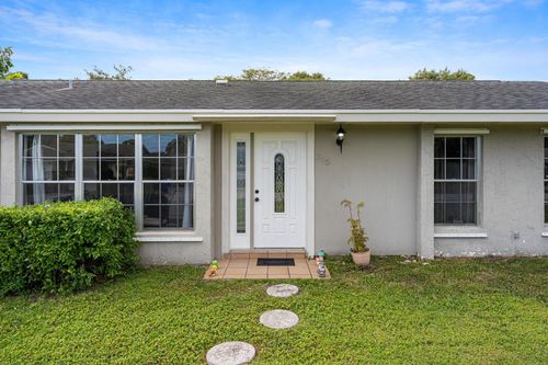 365 11th Court, Vero Beach, FL, 32962 | Card Image