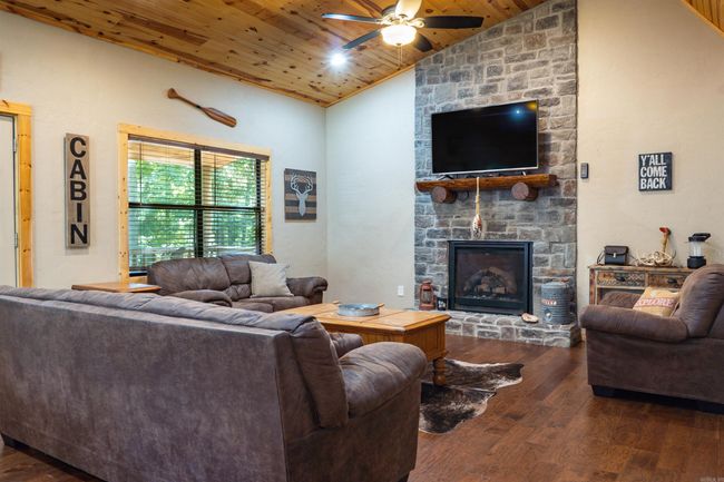 172 Cedar Creek Circle, House other with 4 bedrooms, 3 bathrooms and null parking in Hochatown OK | Image 4