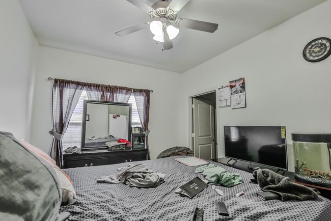 6904 20 Th St, Townhouse with 3 bedrooms, 2 bathrooms and null parking in Lubbock TX | Image 7