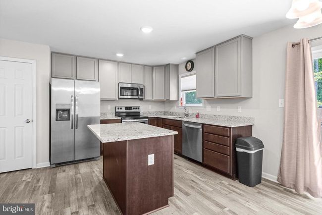 121 Lakeview Dr, House other with 4 bedrooms, 3 bathrooms and null parking in COLONIAL BEACH VA | Image 11
