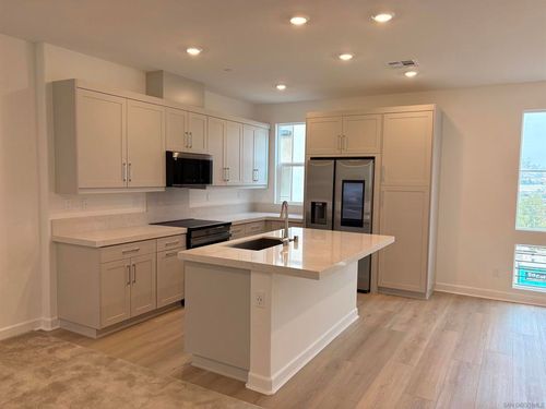 432 Caliper Way, San Marcos, CA, 92078-4746 | Card Image