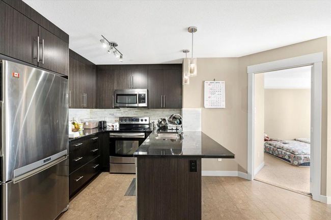 2407 - 155 Skyview Ranch Way Ne, Condo with 2 bedrooms, 2 bathrooms and 2 parking in Calgary AB | Image 9