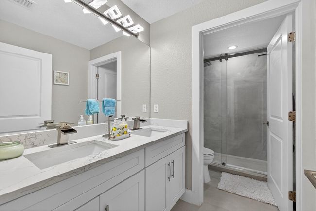 12041 Cypress Key Way, House other with 5 bedrooms, 3 bathrooms and null parking in Royal Palm Beach FL | Image 33