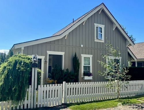 139 Malarkey Ln, Oroville, WA, 98844-5909 | Card Image