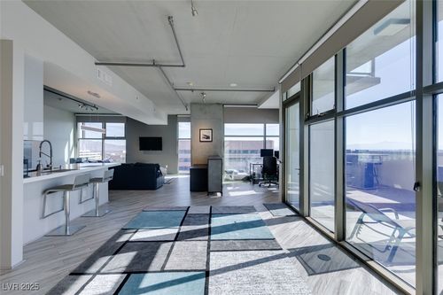 816-353 E Bonneville Ave, Las Vegas, NV, 89101-6622 | Card Image