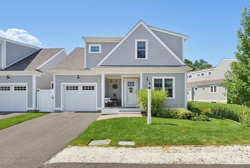 8-8 Twin Pines Ln, Plymouth, MA, 02360-4893 | Card Image