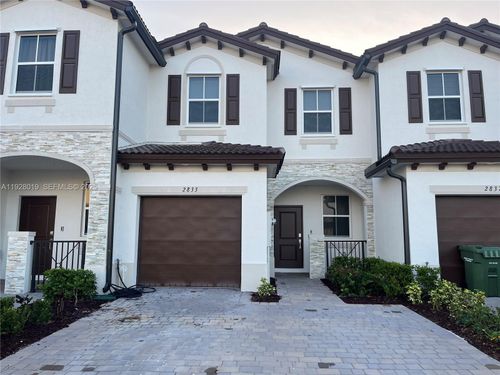 2833-2833 Se 25th Ave, Homestead, FL, 33035-2631 | Card Image