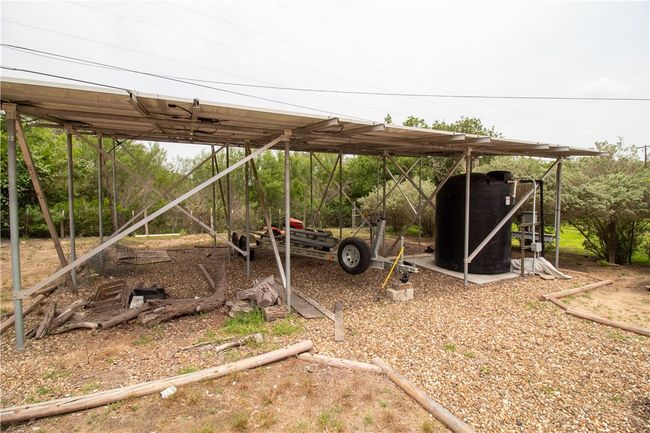 125 Red Bird Rdg, House other with 4 bedrooms, 3 bathrooms and null parking in Beeville TX | Image 30