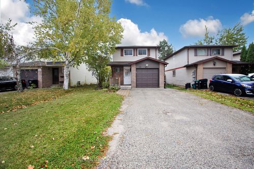 39 Corbett Dr, Barrie, ON, L4M5S9 | Card Image