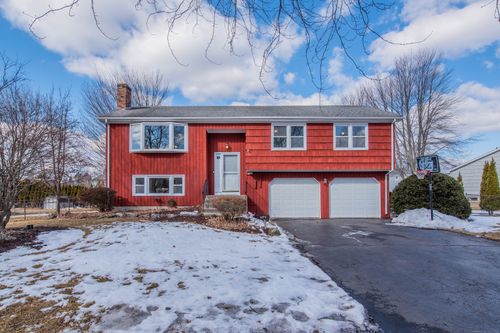 172 Evergreen Lane, Meriden, CT, 06450 | Card Image