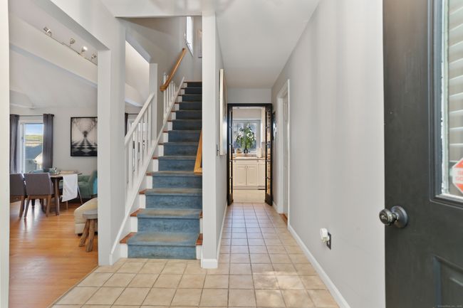 Let's go upstairs. | Image 15