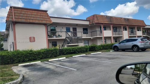 101-18-20810 Ne 8th Ct, Miami, FL, 33179-1954 | Card Image