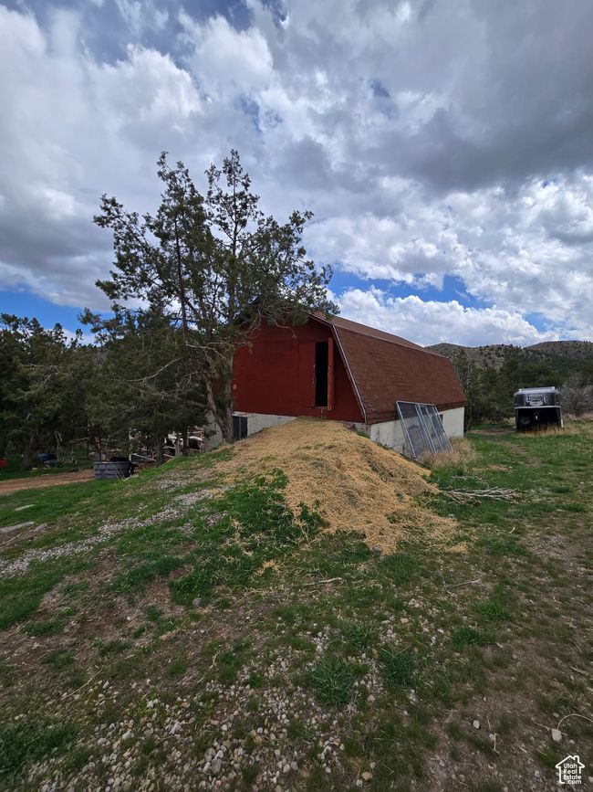 View of barn | Image 5