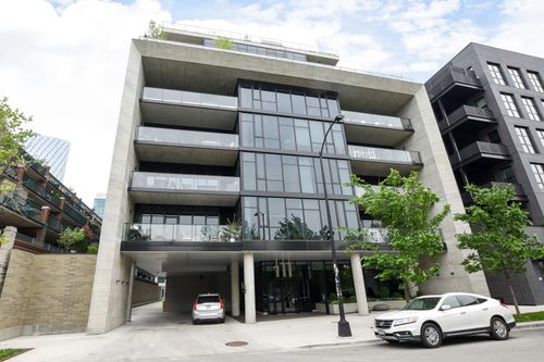 unit-302-111 Peoria St, Chicago, IL, 60607-2883 | Card Image