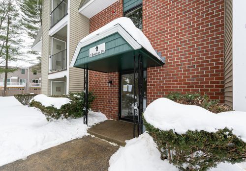 307-2 Roedean Drive, Nashua, NH, 03063 | Card Image