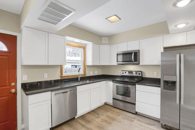 kitchen | Image 6