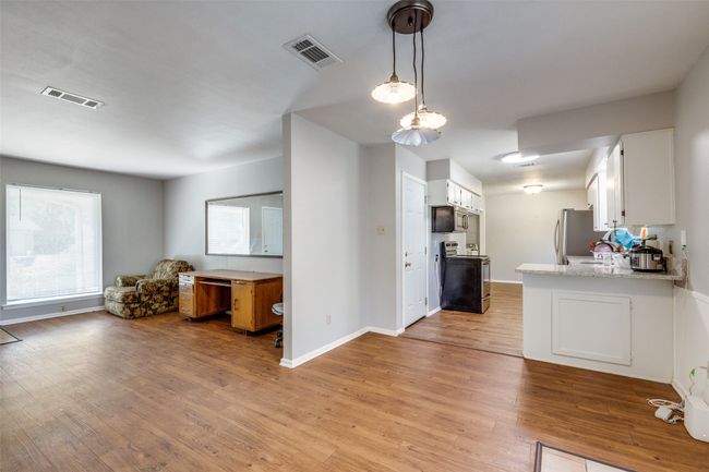 2217 Hackberry Dr, House other with 3 bedrooms, 2 bathrooms and null parking in Arlington TX | Image 10