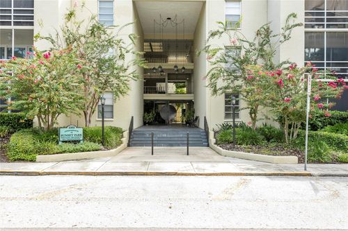 apt-111-2302 S Manhattan Ave, TAMPA, FL, 33629-5637 | Card Image