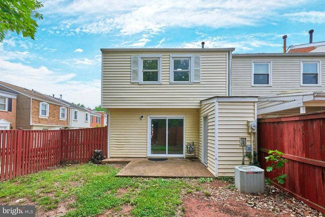8321 Irongate Way, Townhouse with 3 bedrooms, 3 bathrooms and null parking in MANASSAS VA | Image 31