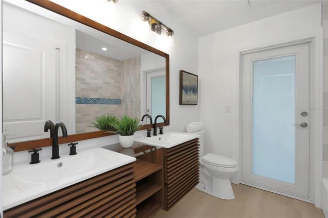 6508 Senegal Palm Way, House other with 3 bedrooms, 2 bathrooms and null parking in APOLLO BEACH FL | Image 50