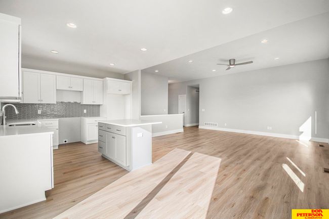 1020 Lauren Ln, House other with 3 bedrooms, 2 bathrooms and 3 parking in Fremont NE | Image 5