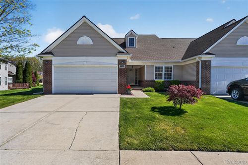 1-6652 Cortland Ave, Brighton, MI, 48114-5309 | Card Image