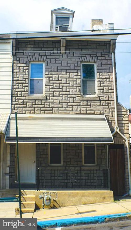 1147 Elm St, READING, PA, 19604-2957 | Card Image