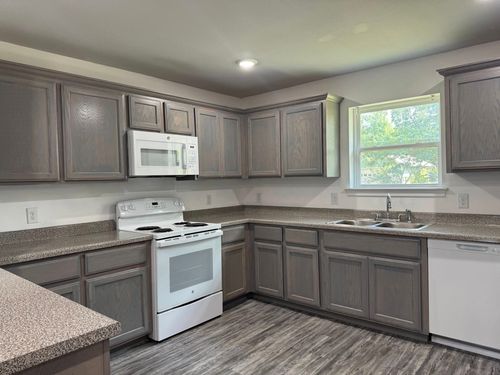 apt-101-800 Sycamore St, Commerce, TX, 75428-2835 | Card Image