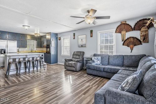 4107 Red Dr, Sanford, NC, 27332-6831 | Card Image
